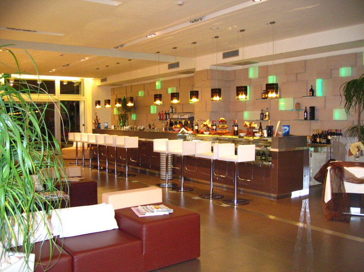 Hotel Cube Rávena Exterior foto